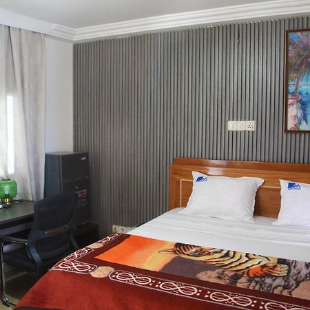 Meka Hotel Kara Bagian luar foto